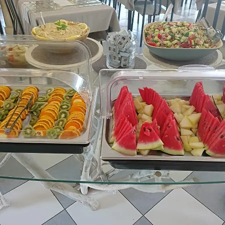 Nefeli Kommeno (Corfu)