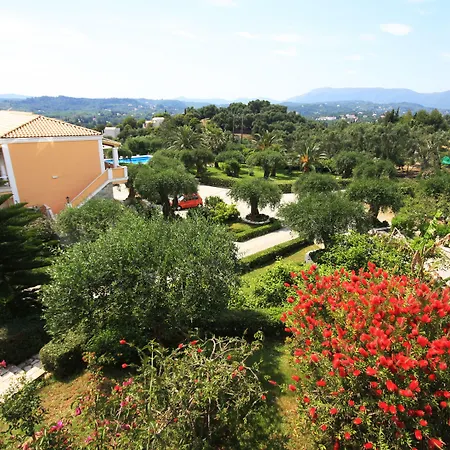 Nefeli Kommeno (Corfu)