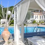 Nefeli Kommeno (Corfu)