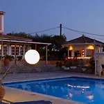 Nefeli Hotel Kommeno (Corfu)