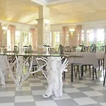 Nefeli Kommeno (Corfu)