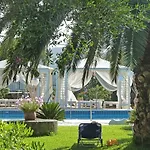 Nefeli Hotel Kommeno (Corfu)