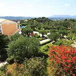 Nefeli Kommeno (Corfu)