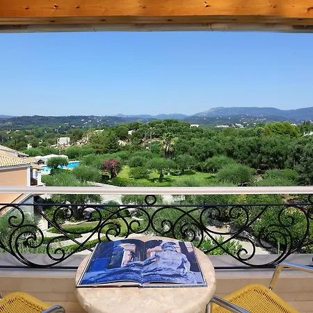 Hotel Nefeli