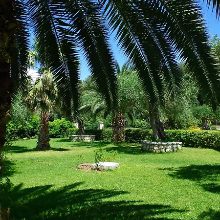 Hotel Nefeli Kommeno (Corfu)