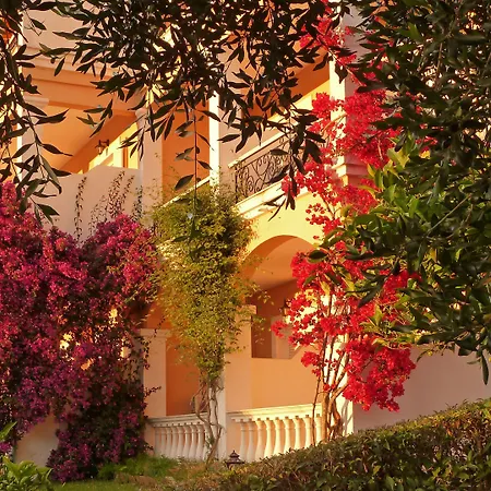 Nefeli Otel Kommeno (Corfu)